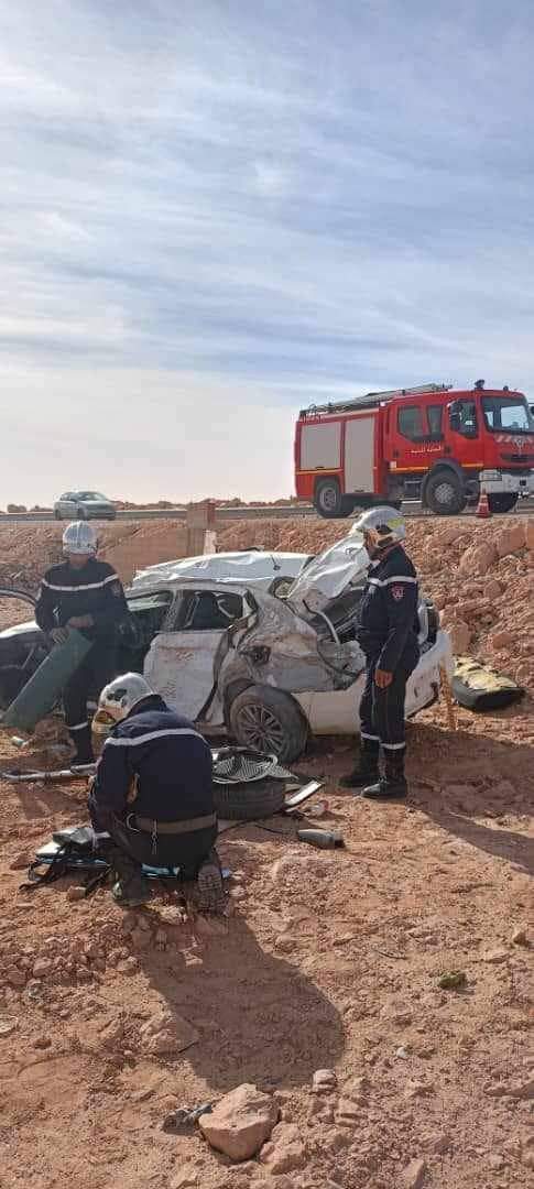 غرداية: إصابة شاب بجروح متفاوتة الخطورة إثر انقلاب سيارة سياحية