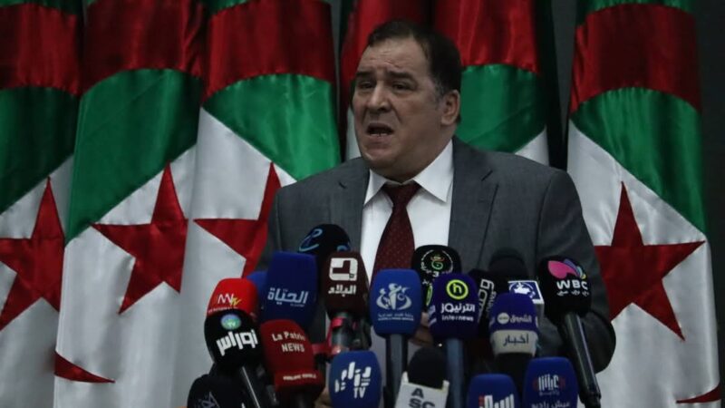باتنة تحتضن يوماً دراسياً حول الإعلام الأمازيغي بحضور رسمي رفيع المستوى